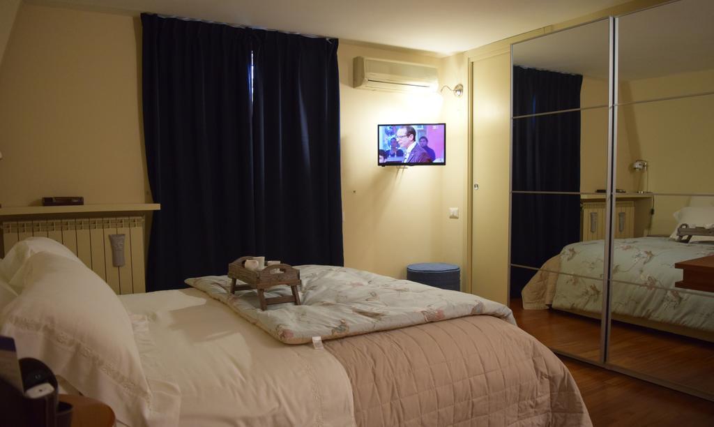Le Petite Resort B&B Rome Bilik gambar